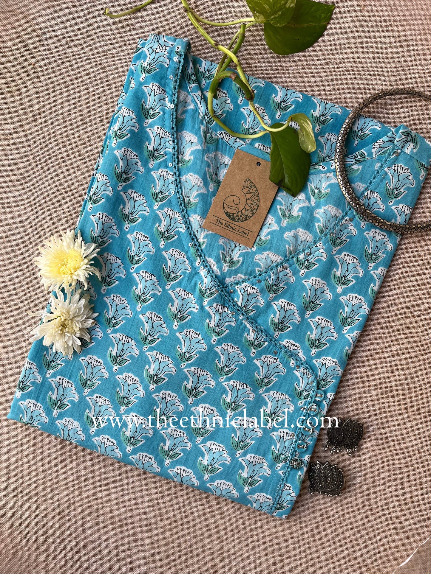 "Aanandi" Angrakha Cotton kurta - Big Size