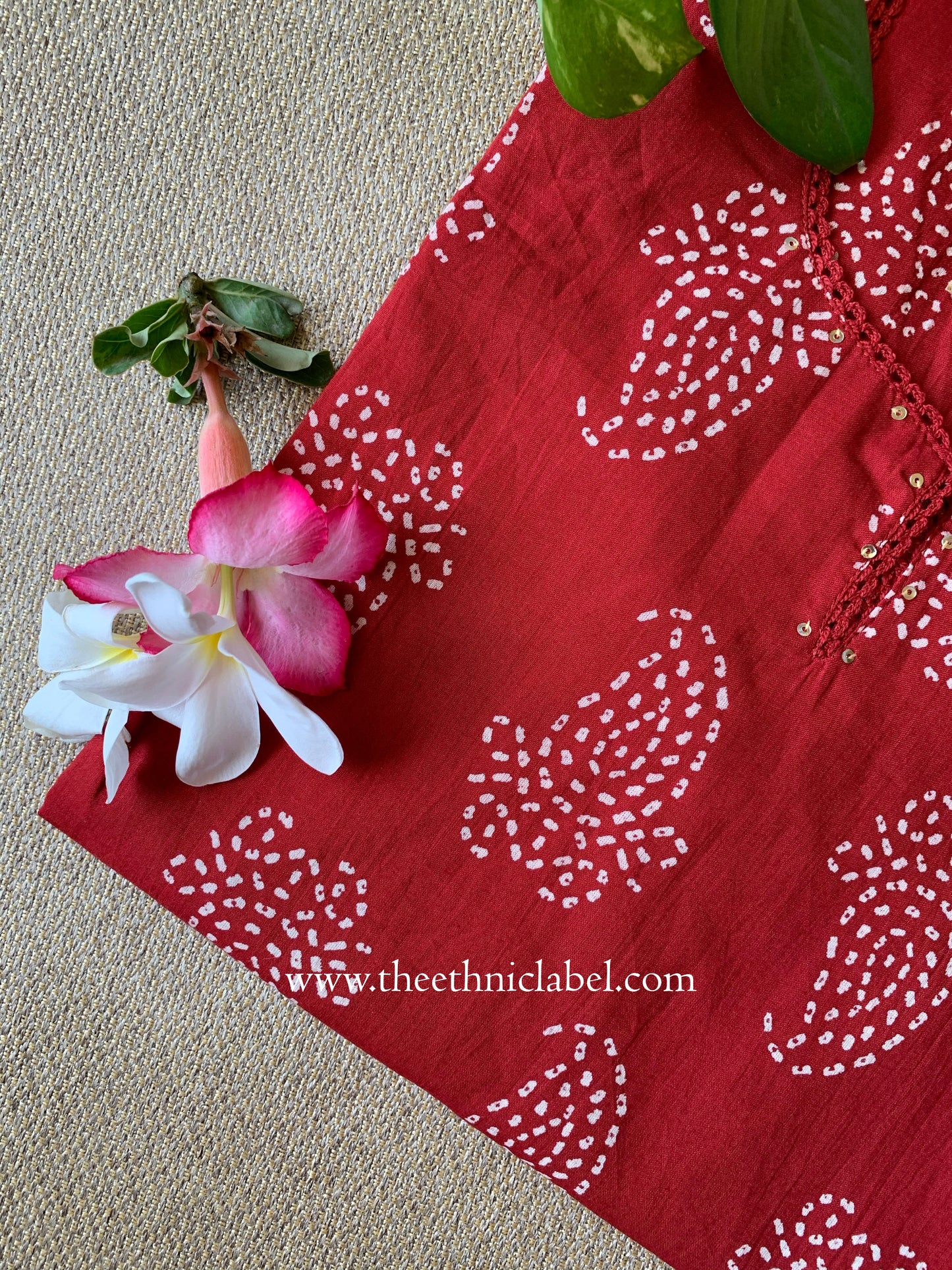 "Gulraiz" Laced Cotton kurta