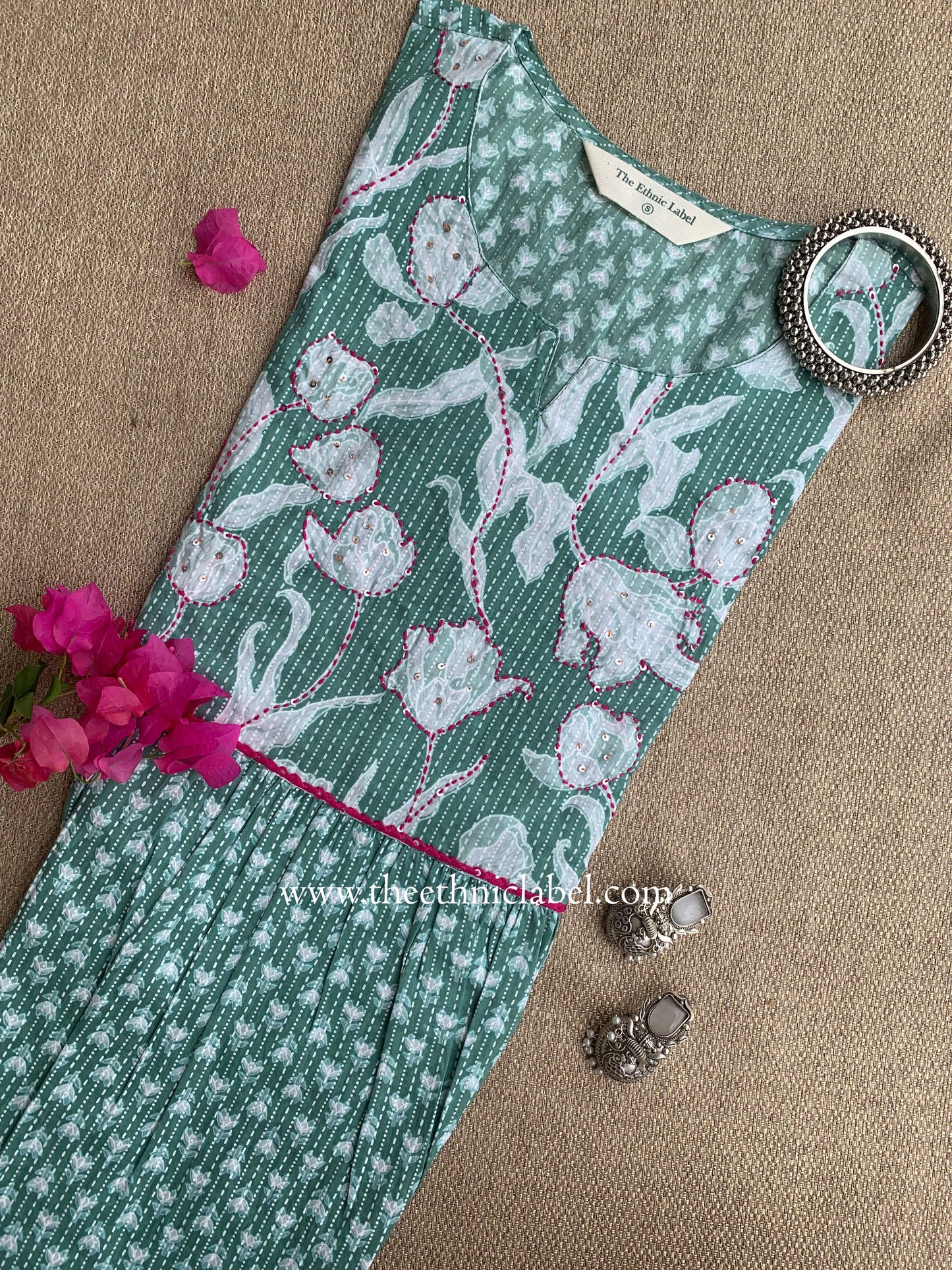 "Aabha" Green Kantha Cotton kurta - S