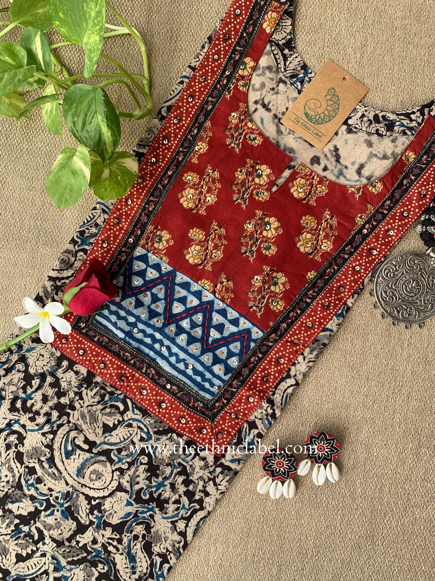 "Varnika" Grey Kalamkari Cotton kurta