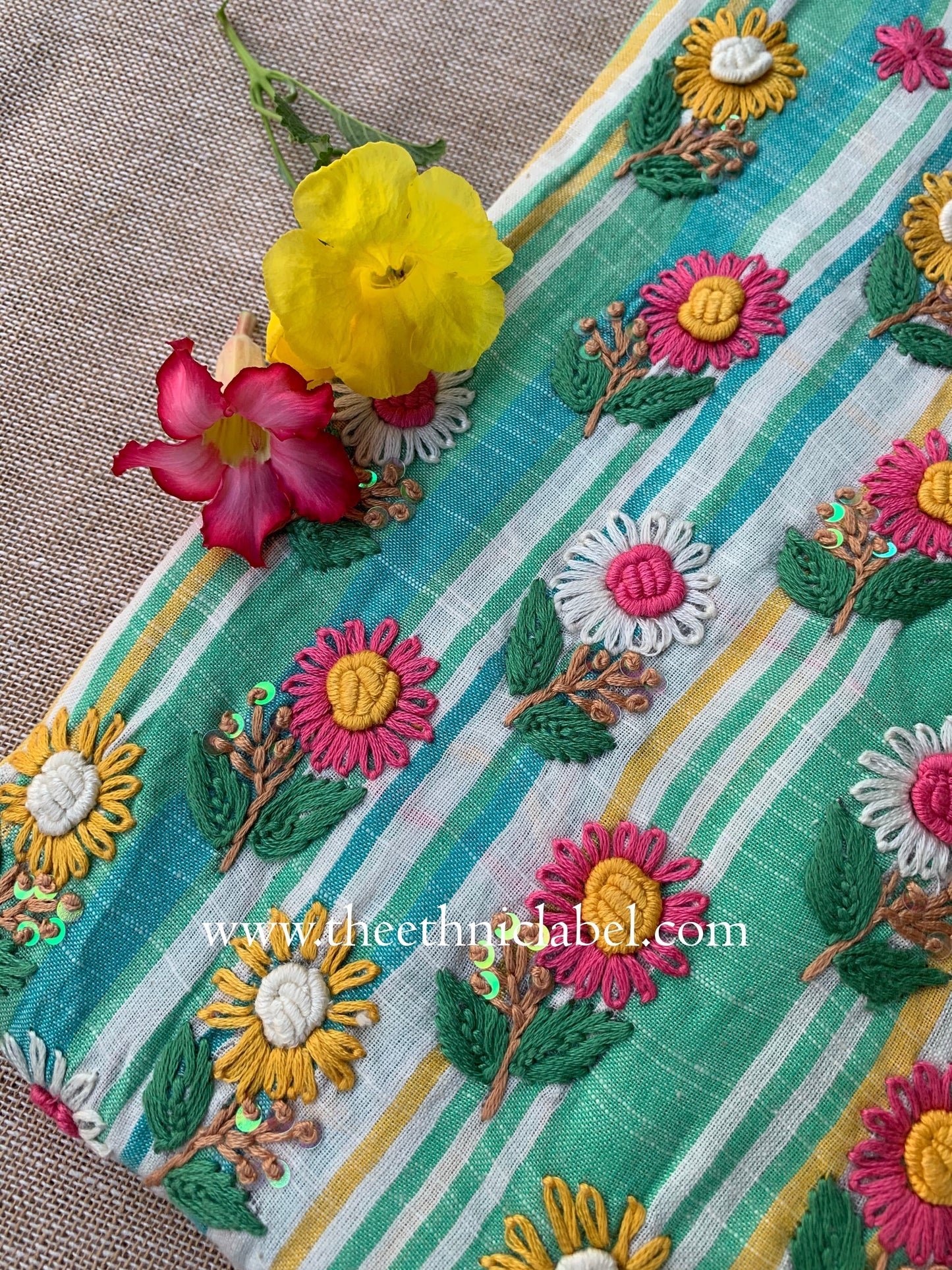 “Aabharan” Green Embroidered Cotton kurta